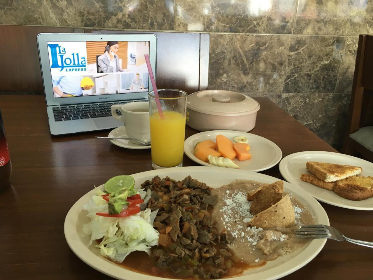 Hotel La Jolla Los Mochis Zewnętrze zdjęcie